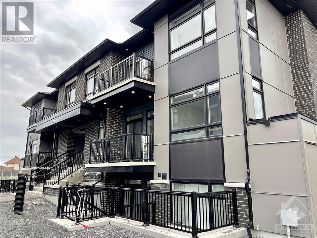 400J ROLLING MEADOW CRESCENT, ottawa, Ontario