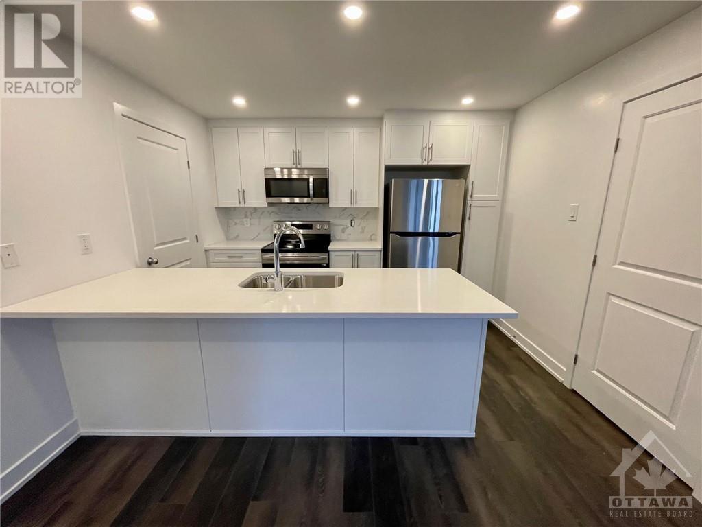 400j Rolling Meadow Crescent, Ottawa, Ontario  K1W 0S1 - Photo 5 - 1358920