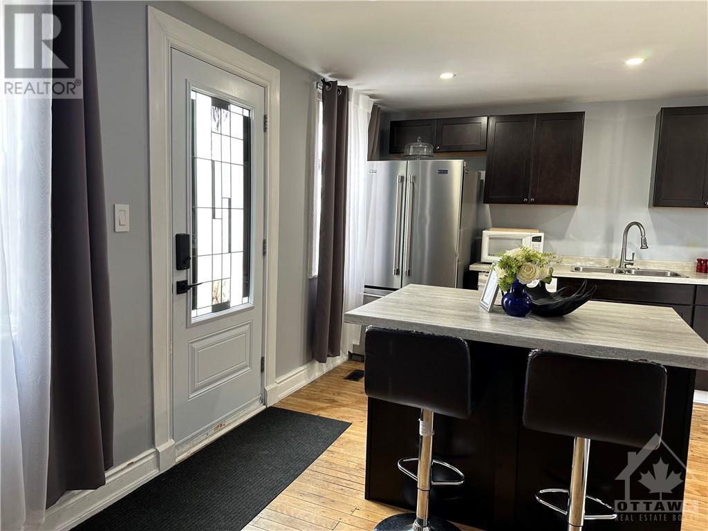 109 Waddell Street, Cardinal, Ontario  K0E 1E0 - Photo 3 - 1358946