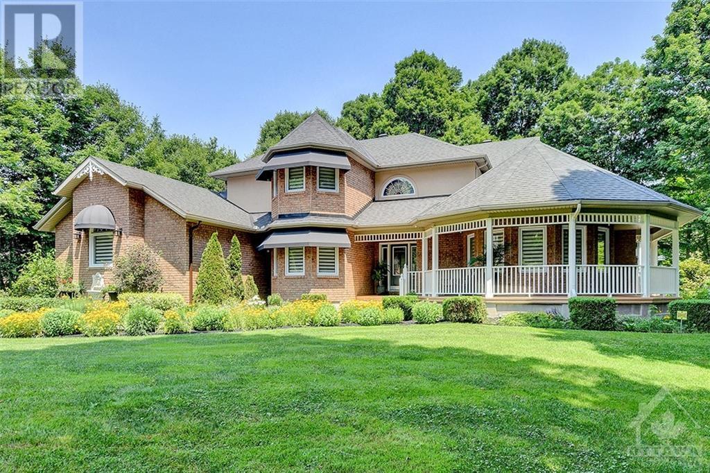 1581 REINDEER WAY, ottawa, Ontario