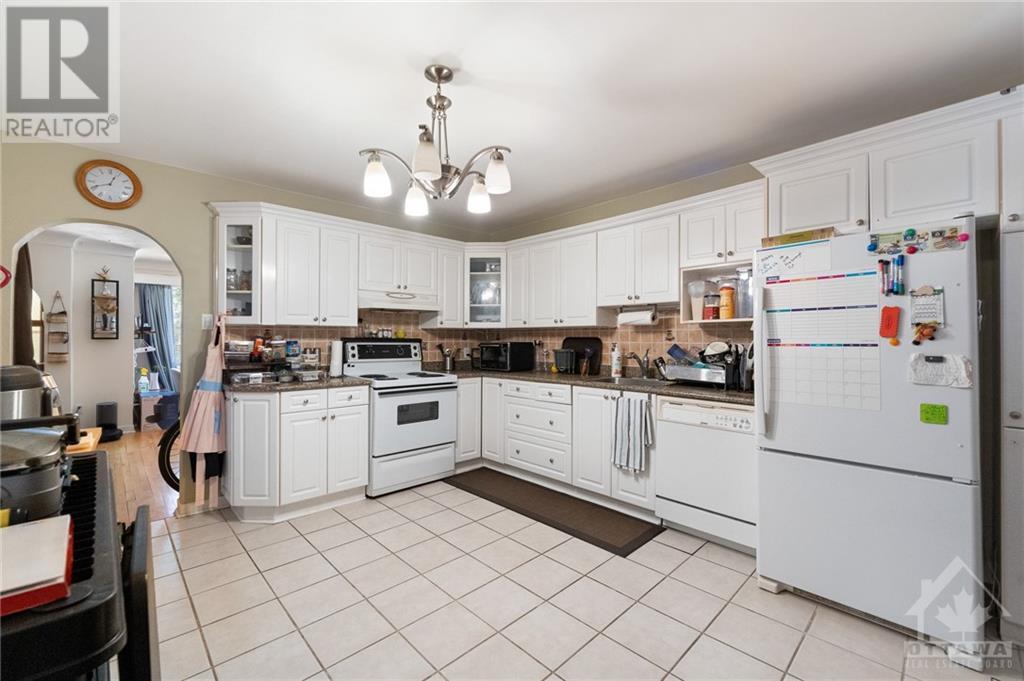 363 Larouche Street, Ottawa, Ontario  K1L 7L1 - Photo 10 - 1358601