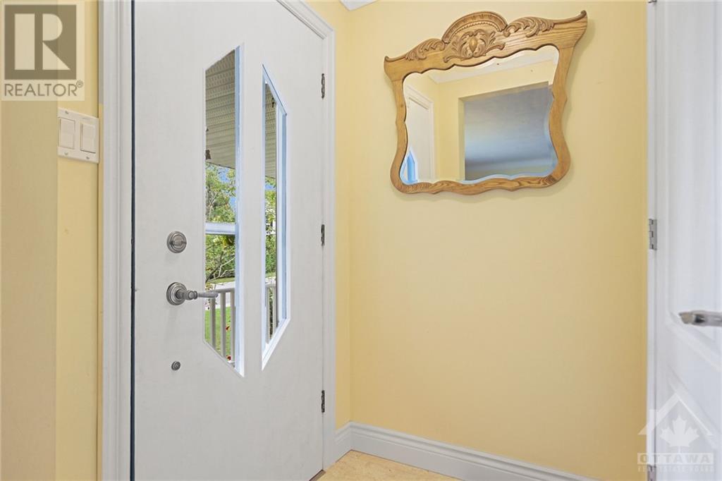 74 Malcolm Street, Almonte, Ontario  K0A 1A0 - Photo 3 - 1358014