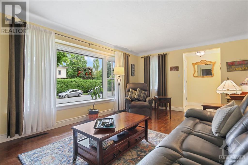74 Malcolm Street, Almonte, Ontario  K0A 1A0 - Photo 6 - 1358014