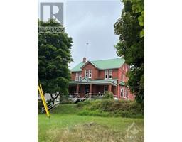 176 WELLINGTON STREET, eganville, Ontario