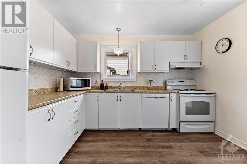 21 Denham Way, Ottawa, Ontario  K2S 1H6 - Photo 8 - 1359231