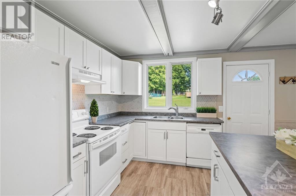 237 Dufferin Road, Perth, Ontario  K7H 3B8 - Photo 13 - 1358581