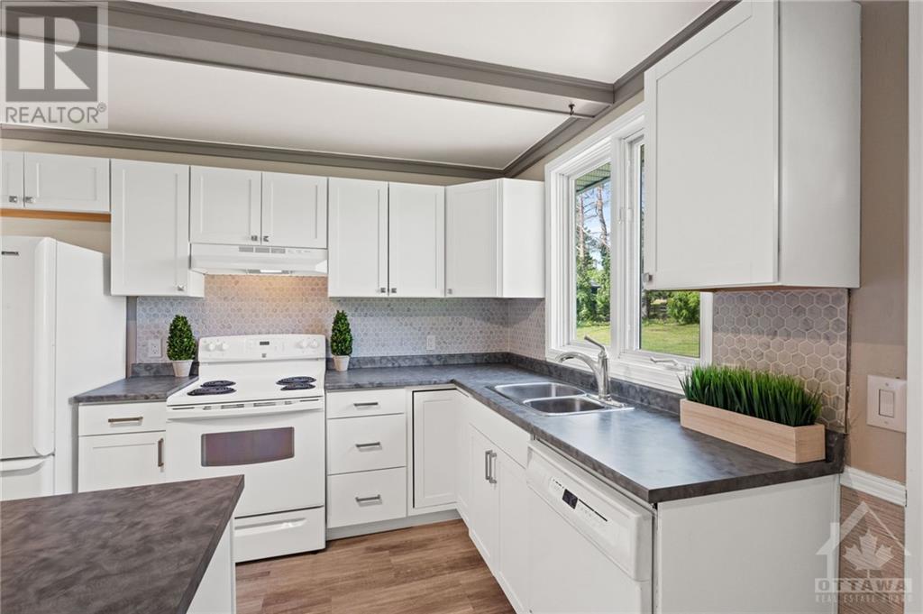 237 Dufferin Road, Perth, Ontario  K7H 3B8 - Photo 15 - 1358581