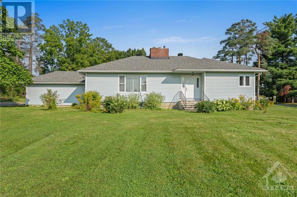 237 Dufferin Road, Perth, Ontario  K7H 3B8 - Photo 3 - 1358581