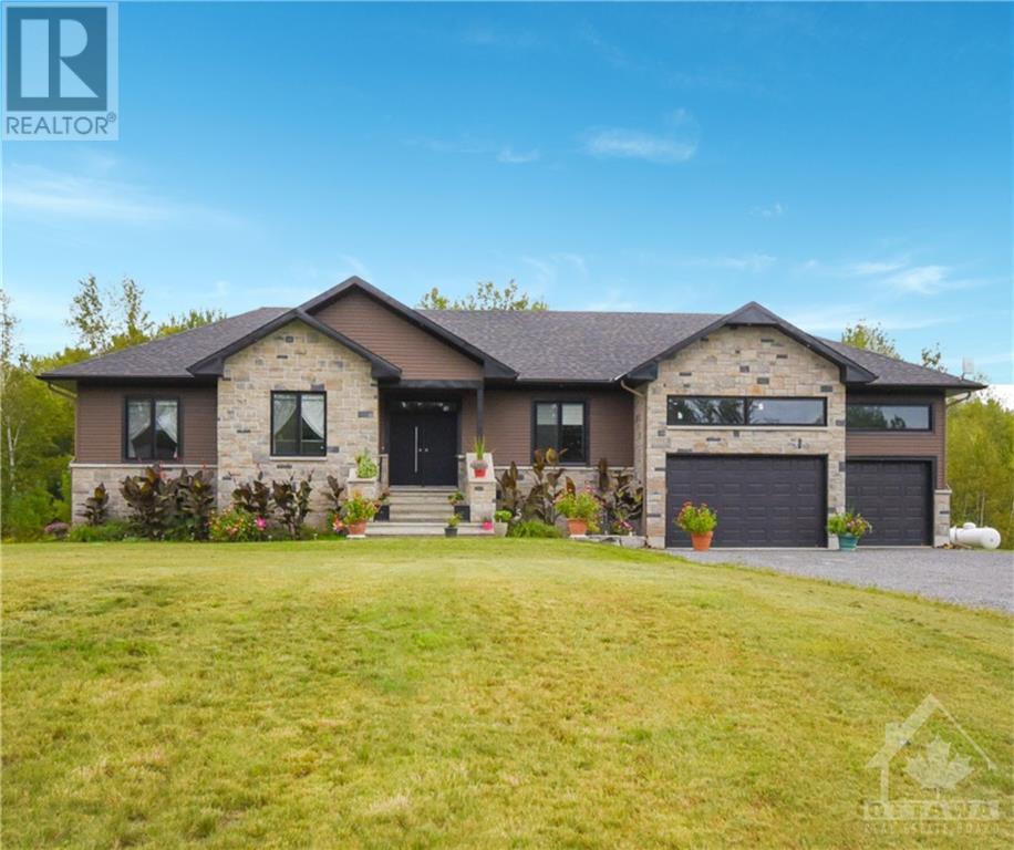 143 ST THOMAS ROAD, vars, Ontario