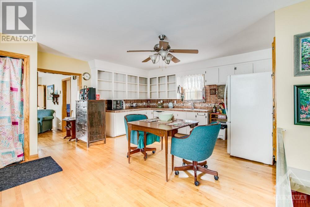 744 Regent Street, Hawkesbury, Ontario  K6A 1G4 - Photo 11 - 1359489