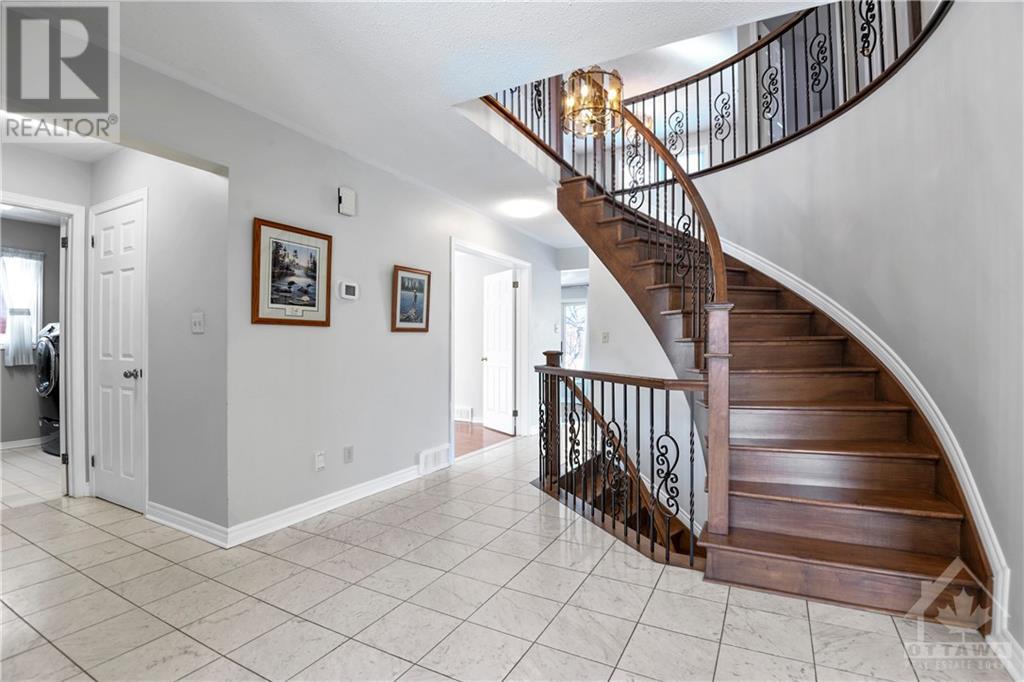 54 Claudet Crescent, Ottawa, Ontario  K1G 4R3 - Photo 4 - 1359325