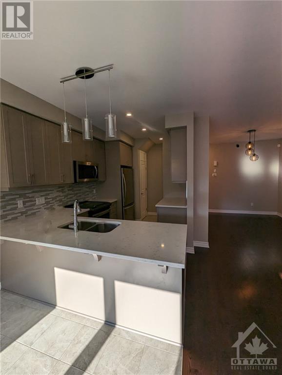 130 Eric Maloney Way, Ottawa, Ontario  K1T 0R1 - Photo 6 - 1359549