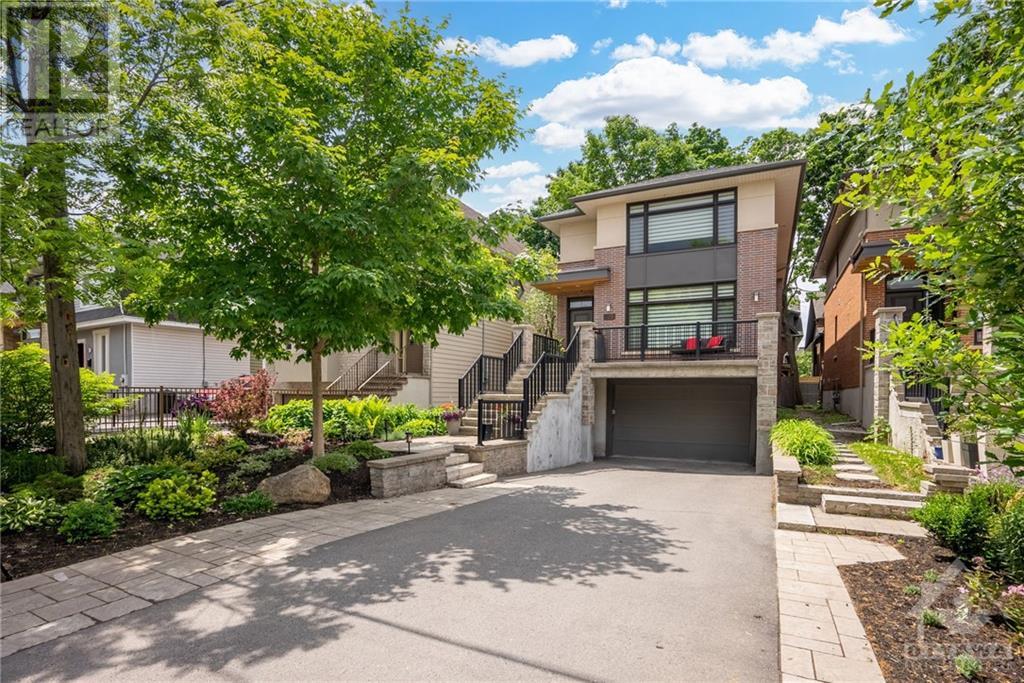528 Cole Avenue, Ottawa, Ontario  K2A 2B3 - Photo 2 - 1359703