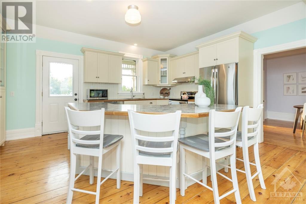 11520 Queen Street, Inkerman, Ontario  K0E 1J0 - Photo 7 - 1357771