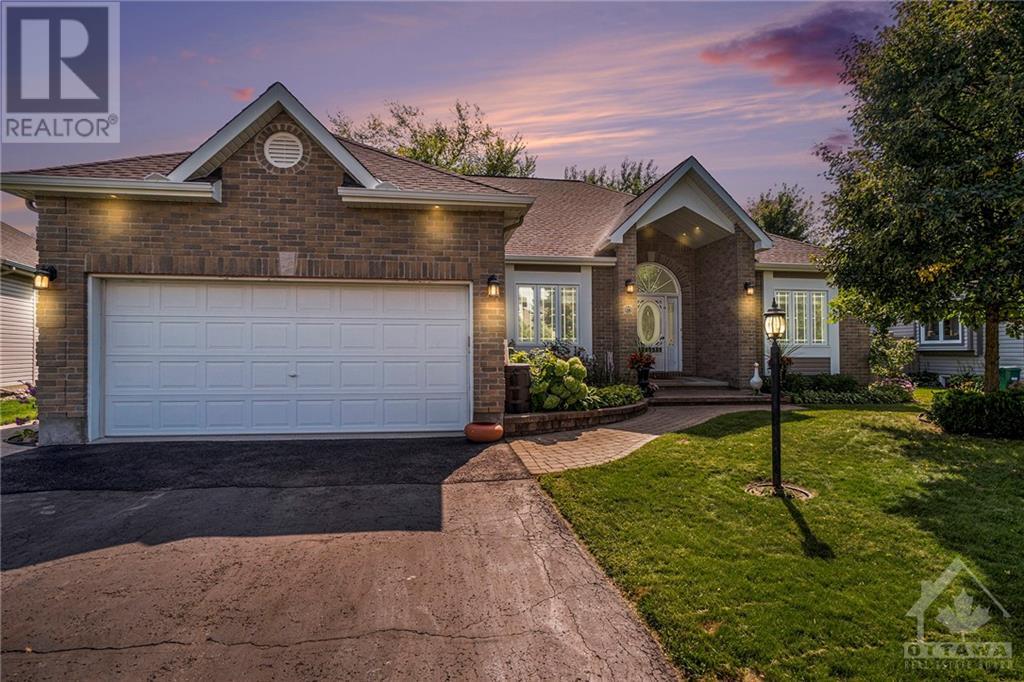 18 ROCHELLE DRIVE, richmond, Ontario