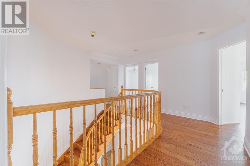 3241 Carriage Hill Place, Ottawa, Ontario  K1T 3X5 - Photo 13 - 1357945