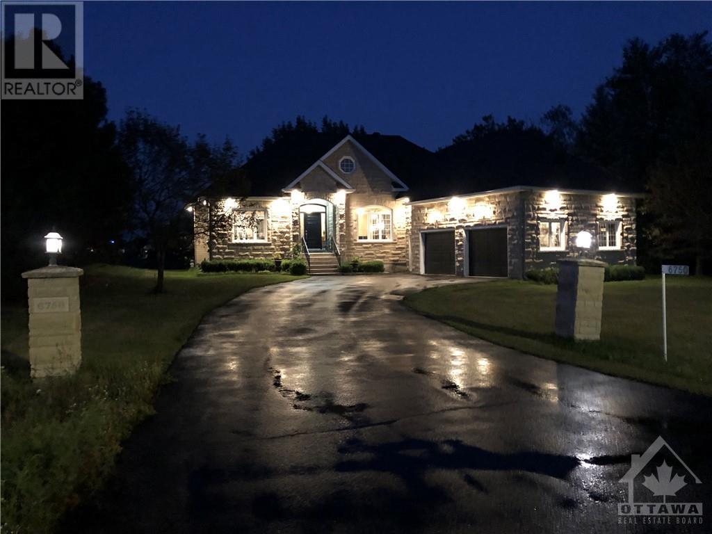 6750 Lakes Park Drive, Ottawa, Ontario  K4P 1M6 - Photo 2 - 1359857