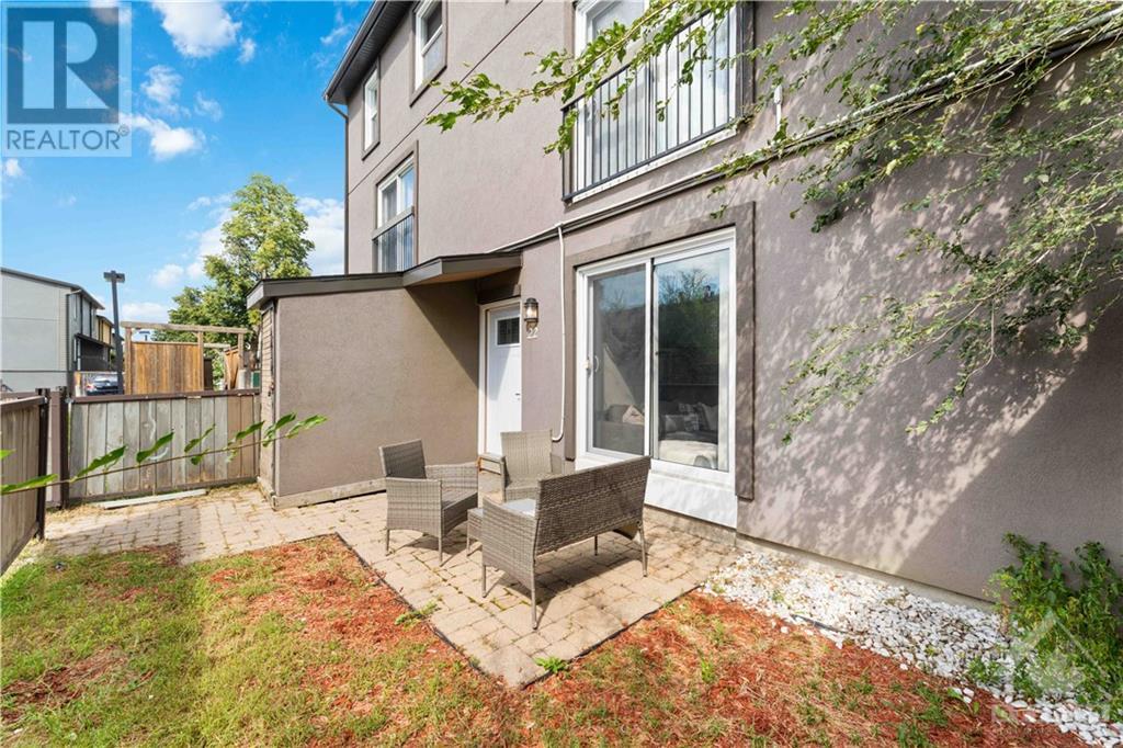 1250 Mcwatters Road Unit#22, Ottawa, Ontario  K2C 3P5 - Photo 2 - 1359924