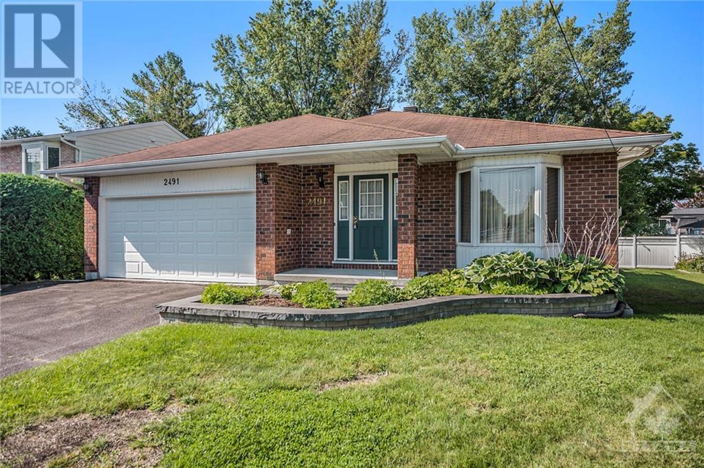 2491 Gravelle Crescent, Ottawa, Ontario  K1B 3A4 - Photo 2 - 1359458
