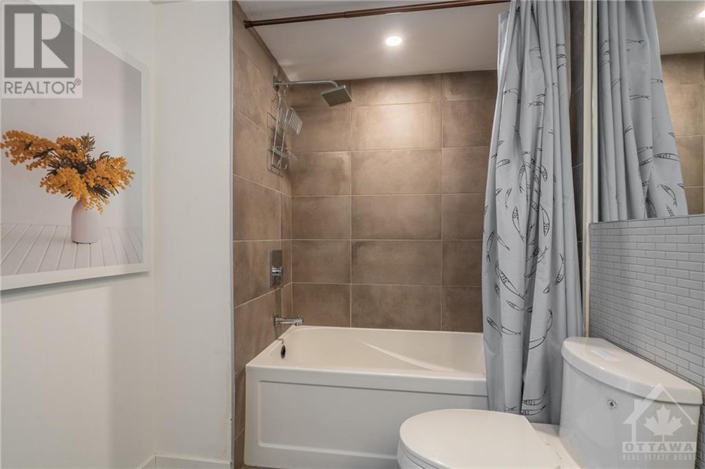 150 Greenfield Avenue Unit#504, Ottawa, Ontario  K1S 5W6 - Photo 13 - 1359943