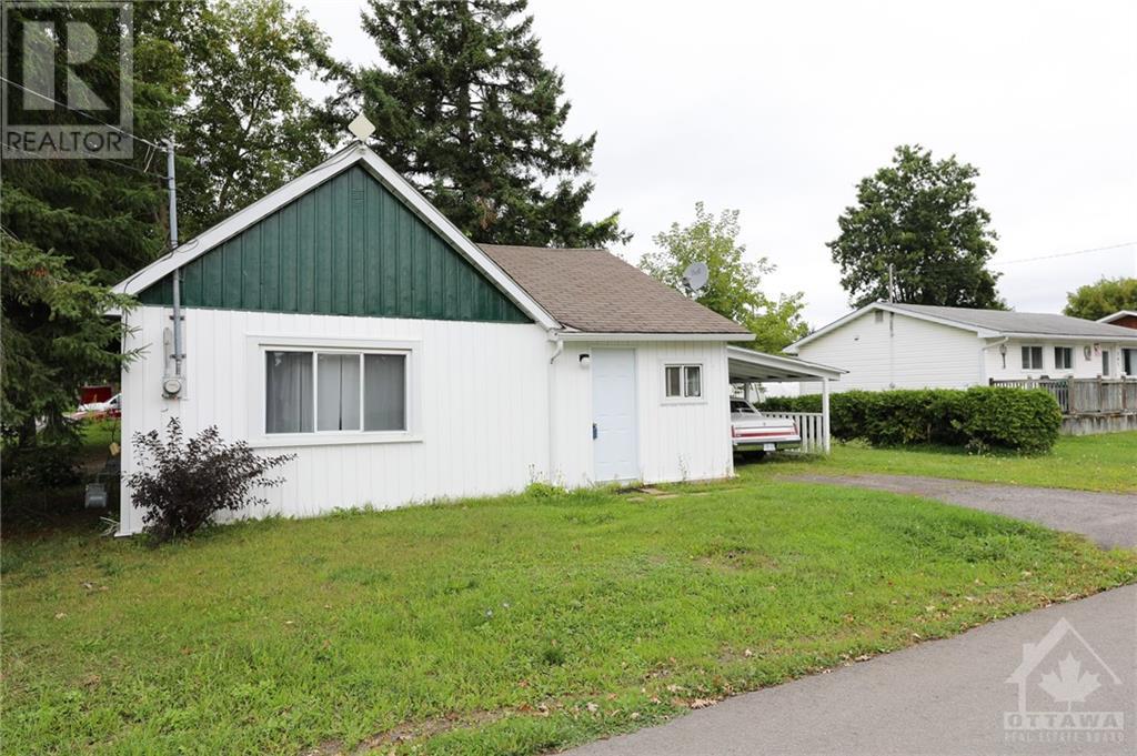 201 George Street E, Kemptville, Ontario  K0G 1J0 - Photo 2 - 1359916
