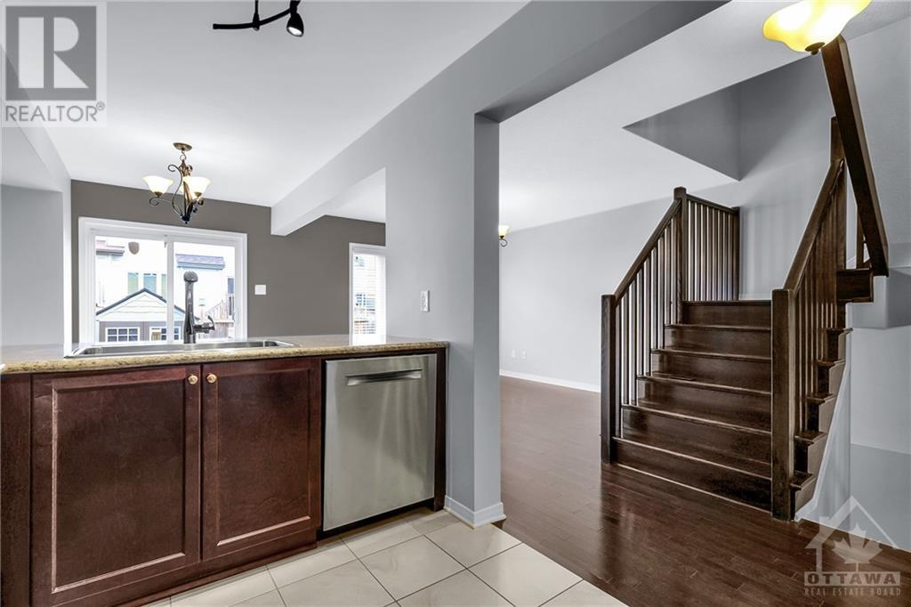 313 Laguna Street, Ottawa, Ontario  K1T 0L1 - Photo 10 - 1358939