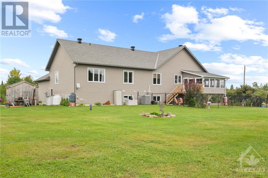 678 Macpherson Road, Smiths Falls, Ontario  K7A 4S4 - Photo 29 - 1358328