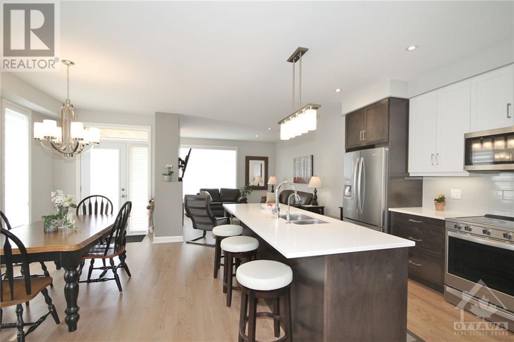 639 Odyssey Way, Ottawa, Ontario  K1T 0T3 - Photo 3 - 1360100