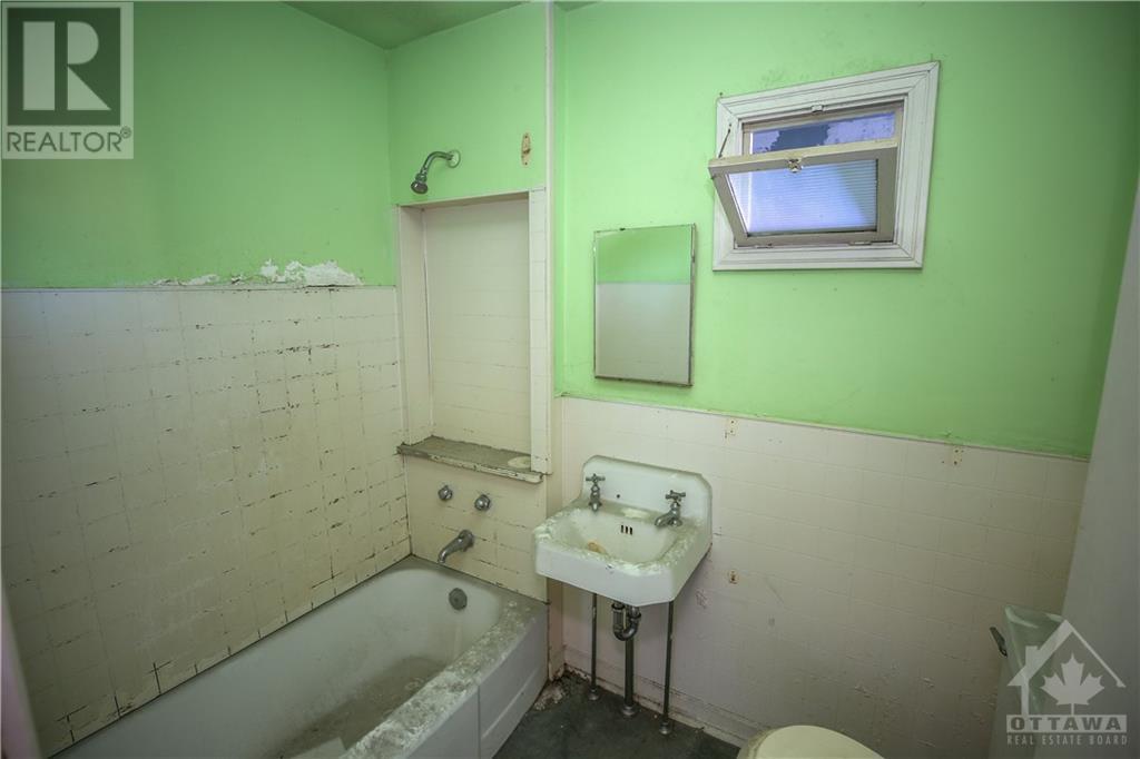 26 King Street E, Brockville, Ontario  K6V 1A9 - Photo 22 - 1360117