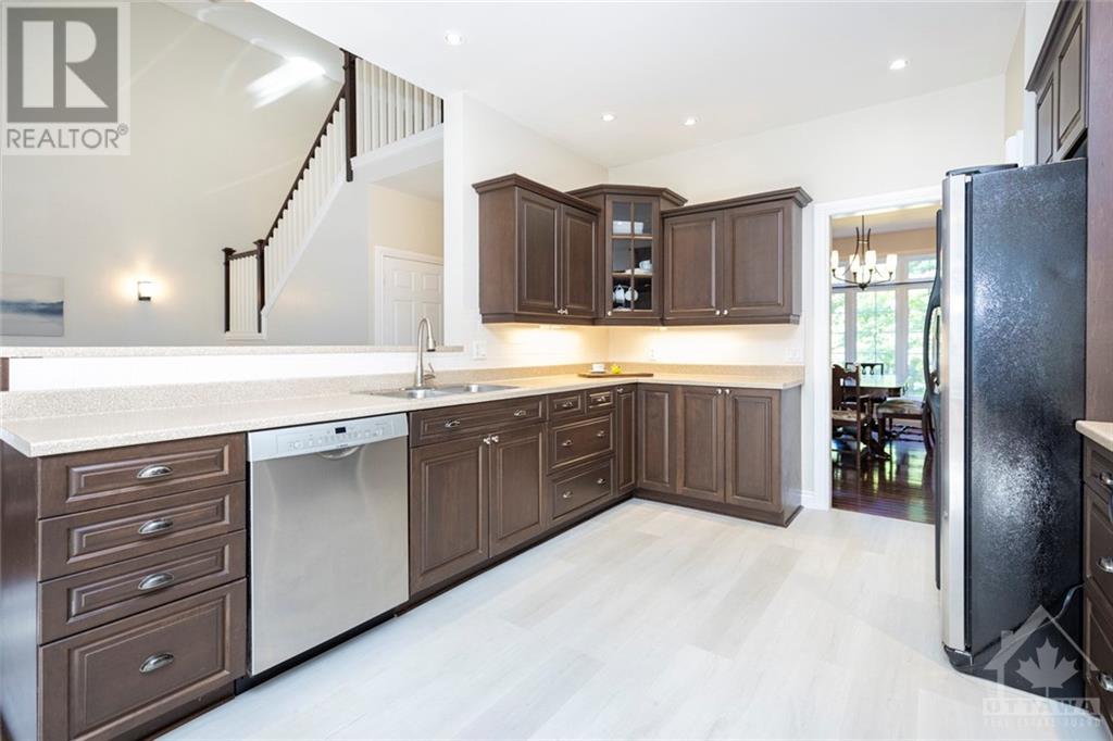5 Windsor Crescent, Lombardy, Ontario  K0G 1L0 - Photo 11 - 1359353