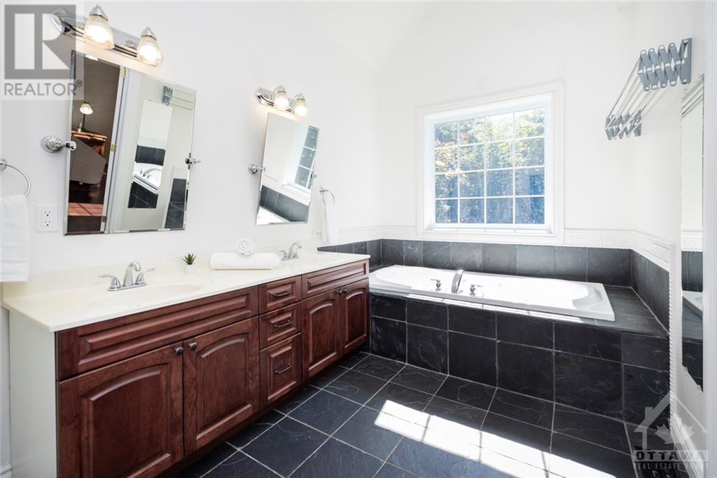 5 Windsor Crescent, Lombardy, Ontario  K0G 1L0 - Photo 17 - 1359353
