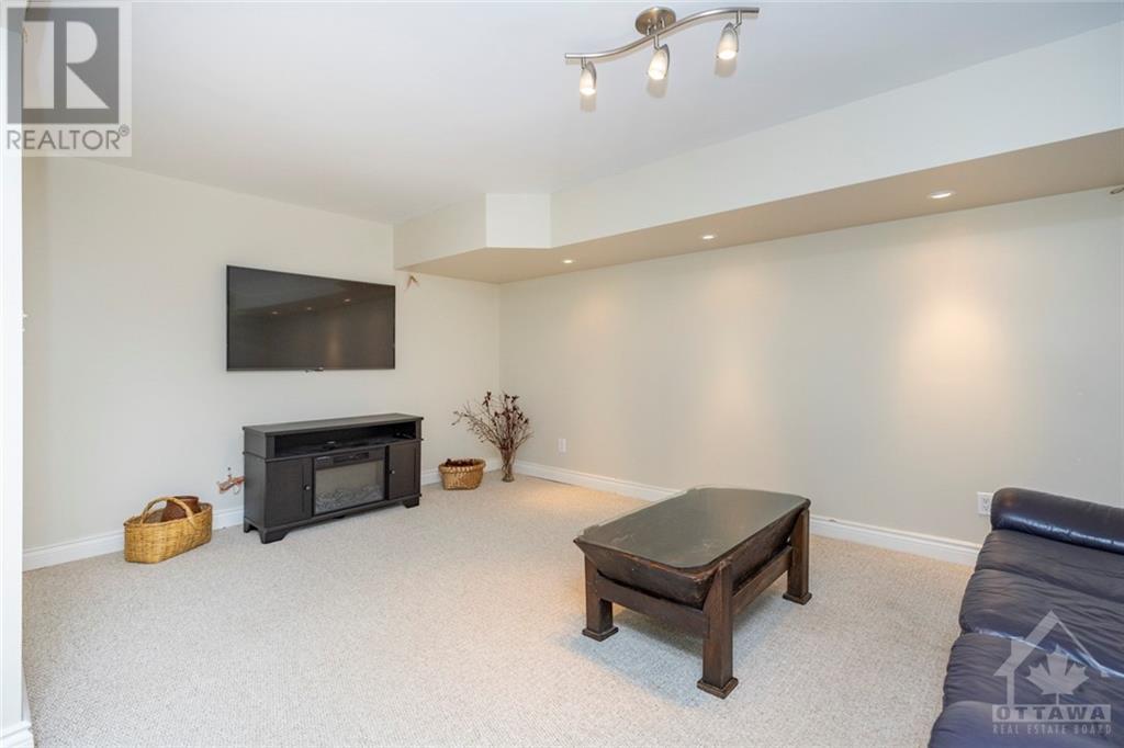5 Windsor Crescent, Lombardy, Ontario  K0G 1L0 - Photo 25 - 1359353
