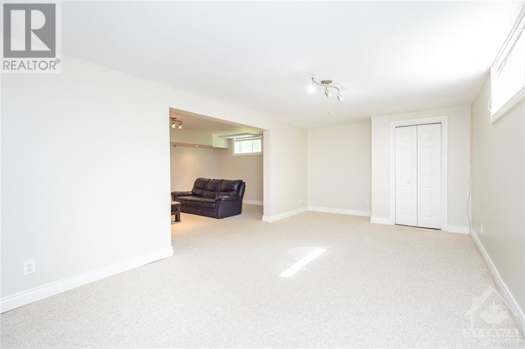 5 Windsor Crescent, Lombardy, Ontario  K0G 1L0 - Photo 26 - 1359353