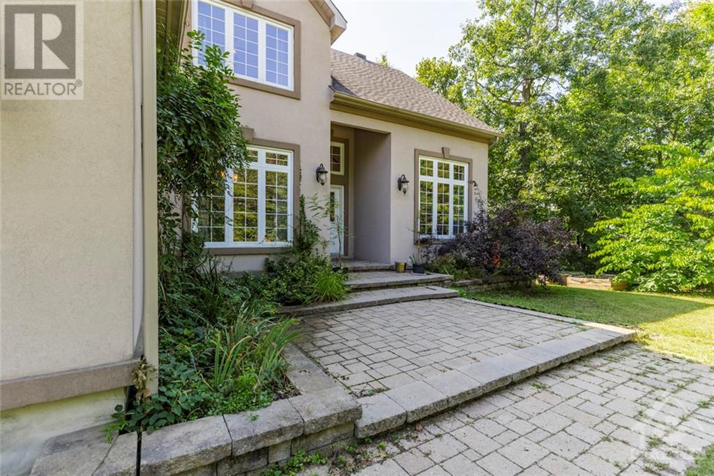 5 Windsor Crescent, Lombardy, Ontario  K0G 1L0 - Photo 4 - 1359353