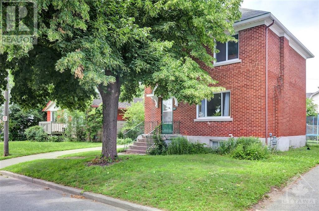 1215 RIDGEMONT AVENUE, ottawa, Ontario