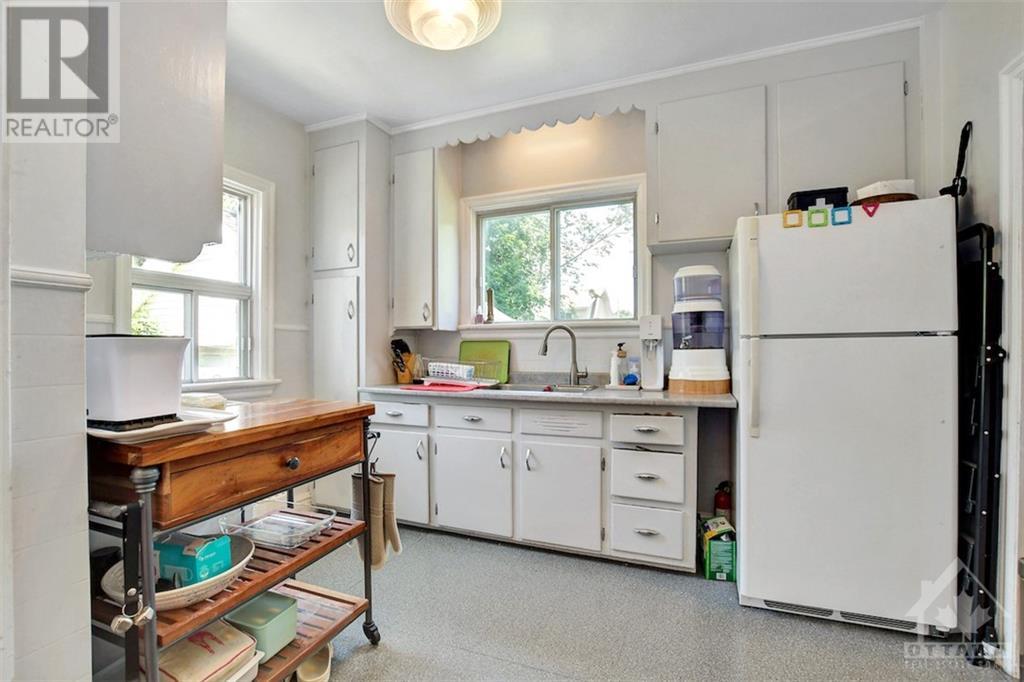 1215 Ridgemont Avenue, Ottawa, Ontario  K1V 6E6 - Photo 9 - 1360393