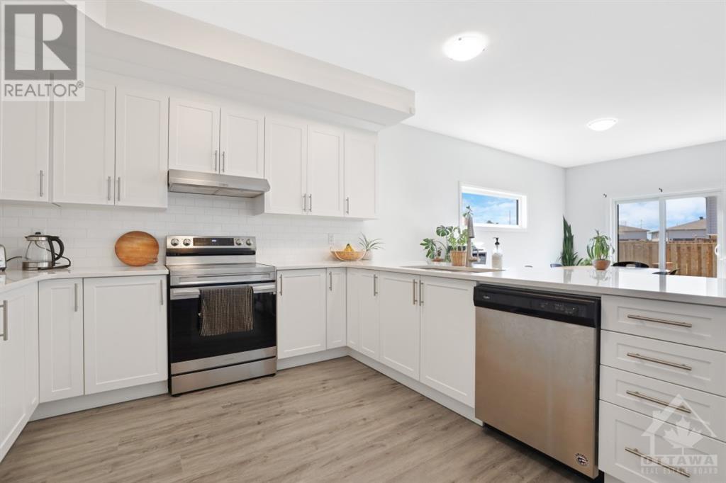 2 Conway Tearle Street, Arnprior, Ontario  K7S 3V4 - Photo 8 - 1360097