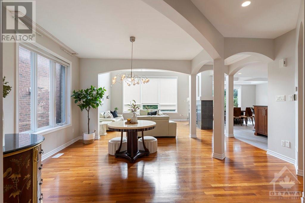665 Kochar Drive, Ottawa, Ontario  K2C 4H2 - Photo 4 - 1357213