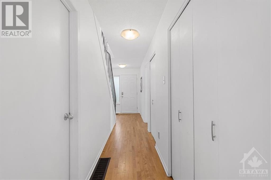 3290 Southgate Road Unit#117, Ottawa, Ontario  K1V 8X2 - Photo 2 - 1359303