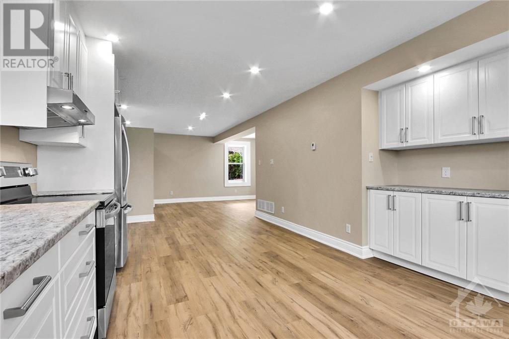 32 Water Street, Oxford Mills, Ontario  K0G 1S0 - Photo 12 - 1360346