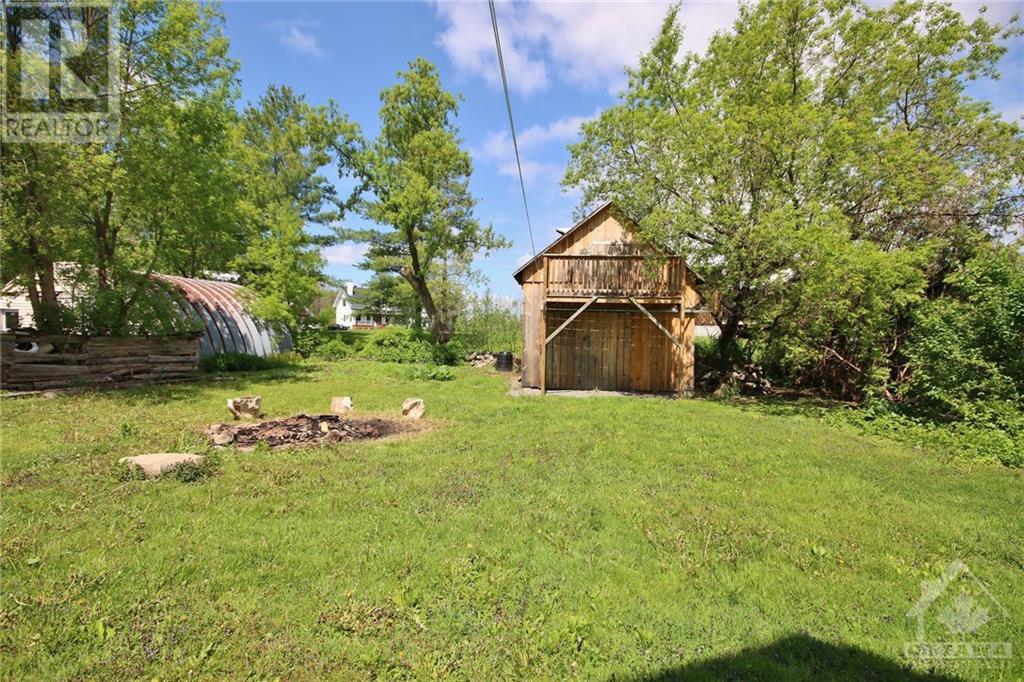 32 Water Street, Oxford Mills, Ontario  K0G 1S0 - Photo 27 - 1360346