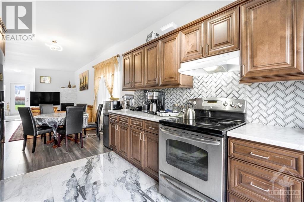 1033 Jacynthe Street, Hawkesbury, Ontario  K6A 3V9 - Photo 4 - 1359695