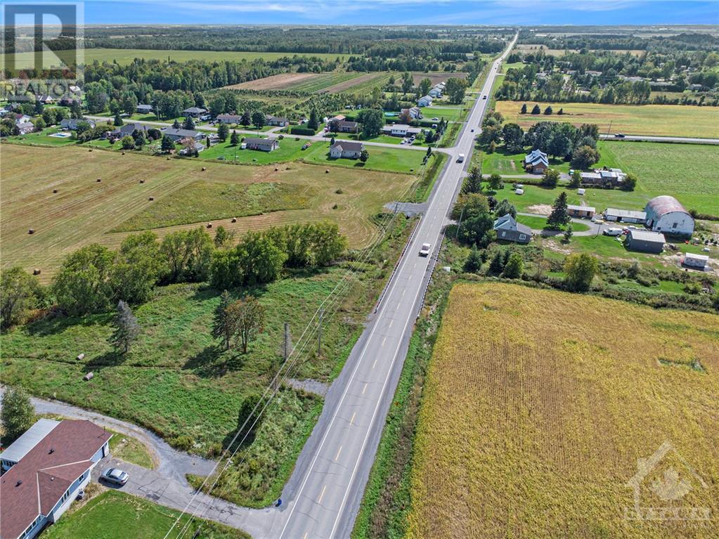 769 Limoges Road, Limoges, Ontario  K0A 2M0 - Photo 2 - 1360588