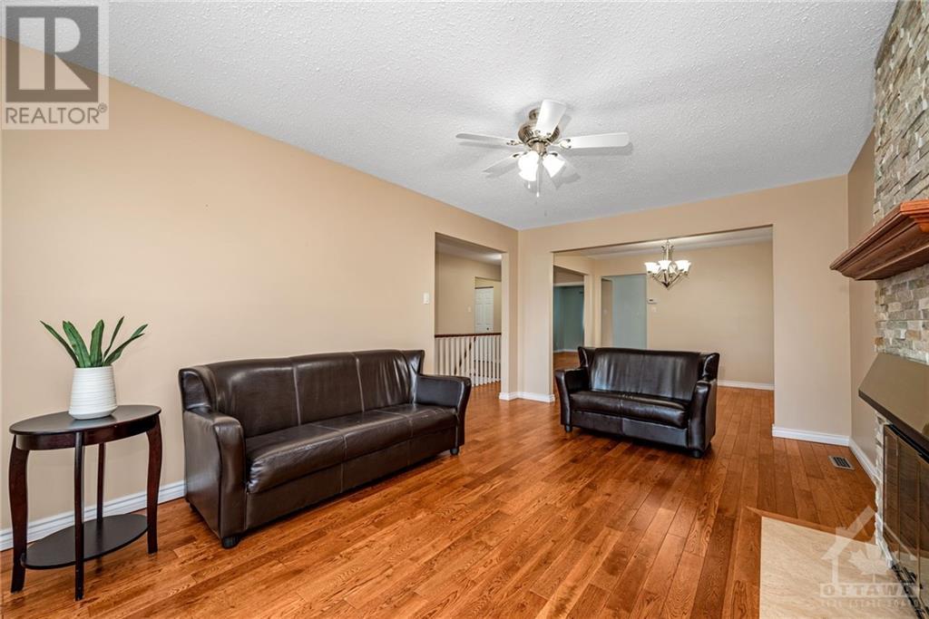 6450 Viseneau Drive, Ottawa, Ontario  K1C 5G9 - Photo 5 - 1360248