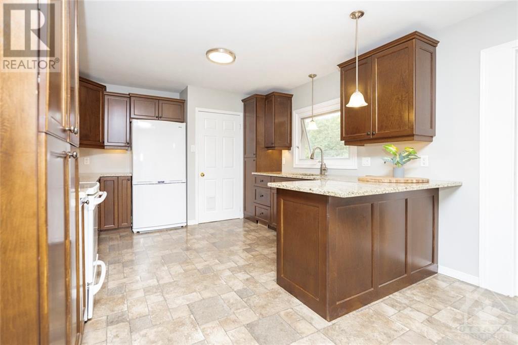 8231 Hwy 15 Highway, Carleton Place, Ontario  K7C 3P2 - Photo 13 - 1360195