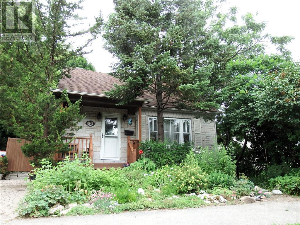1247 Summerville Avenue, Ottawa, Ontario  K1Z 8G6 - Photo 2 - 1360647