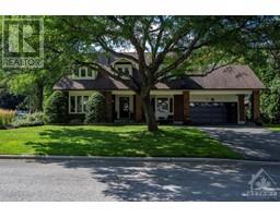 100 WAXWING DRIVE, ottawa, Ontario