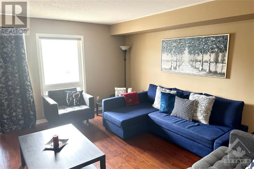 114 Chapman Mills Drive, Nepean, Ontario  K2J 0B7 - Photo 5 - 1360237