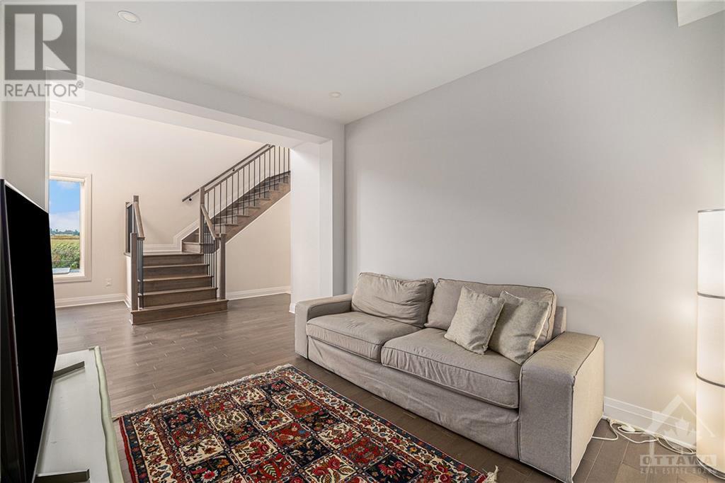 577 Honeylocust Avenue, Stittsville, Ontario  K2V 0L8 - Photo 10 - 1360247