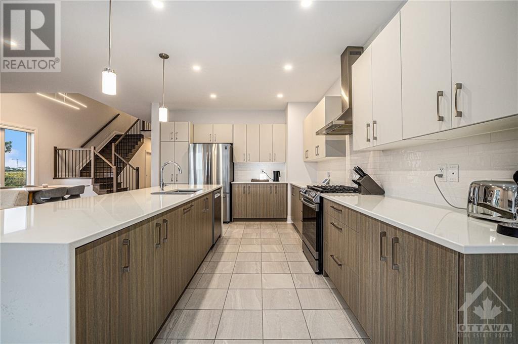577 Honeylocust Avenue, Stittsville, Ontario  K2V 0L8 - Photo 16 - 1360247